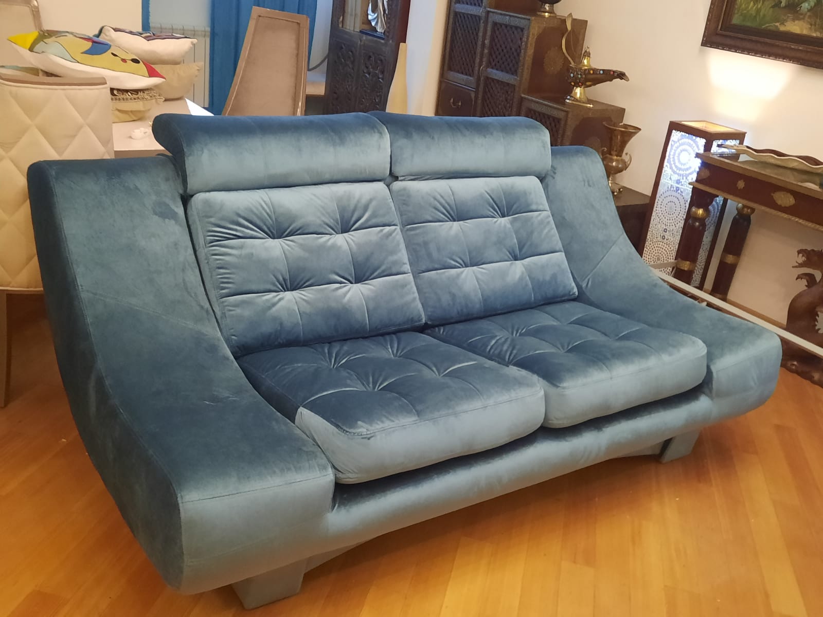 Обивка дивана на дому. Краснозаводск