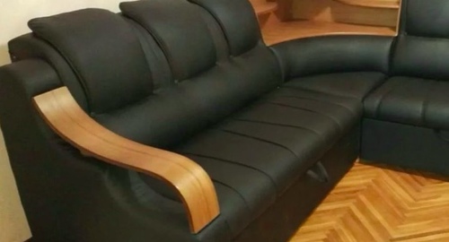 Перетяжка кожаного дивана. Краснозаводск